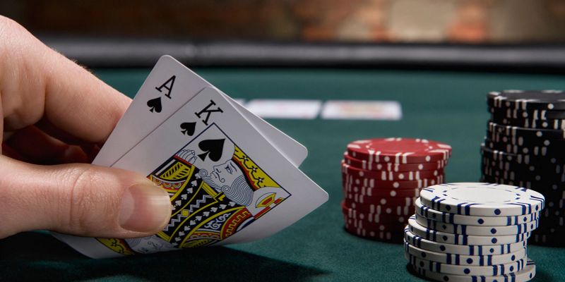 Poker là một siêu phẩm hấp dẫn tại sân chơi này